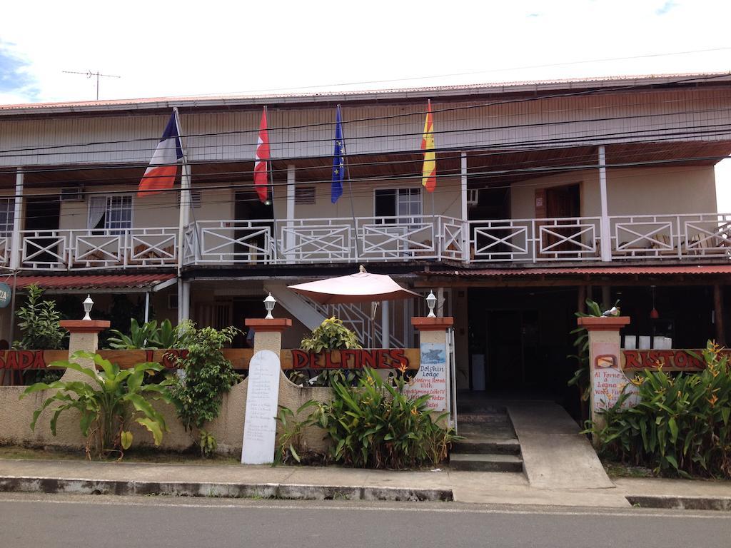 Hotel Posada Los Delfines Bocas del Toro Exterior photo